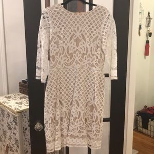 Gabby Skye White Lace Long Sleeve Dress